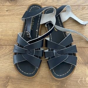 Saltwater Sandals
